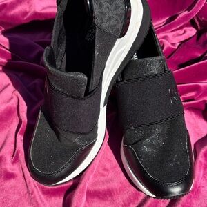 MICHAEL Michael Kors Black Glitter Slip-On Sneakers. Lightweight. Black & White